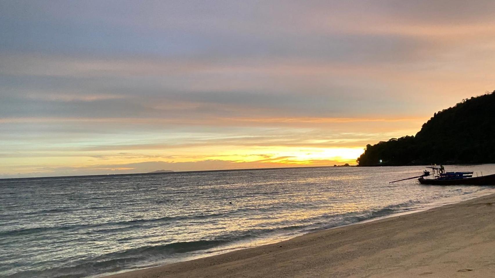 Koh Ngai Paradise Beach Buitenkant foto