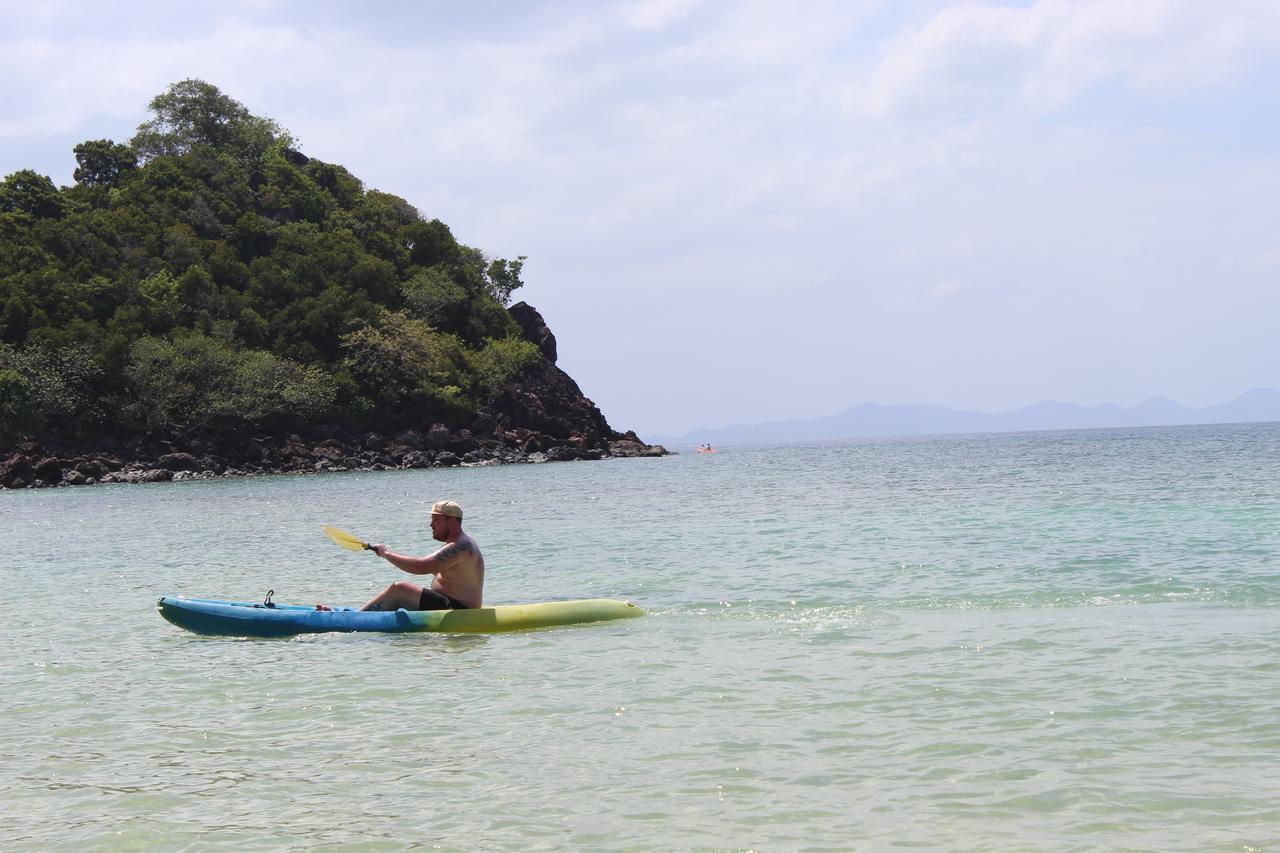 Koh Ngai Paradise Beach Buitenkant foto