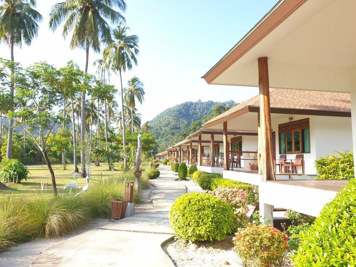 Koh Ngai Paradise Beach Buitenkant foto